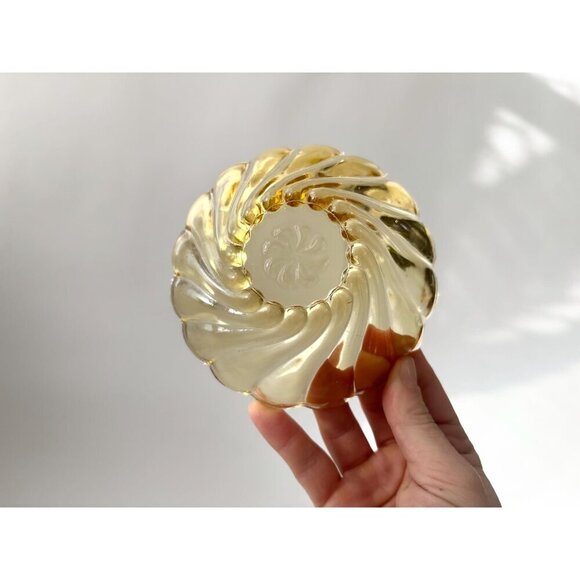 Midcentury Hazel Atlas Amber Vintage Swirl Scalloped Edge Glass Bowl - Picture 7 of 10